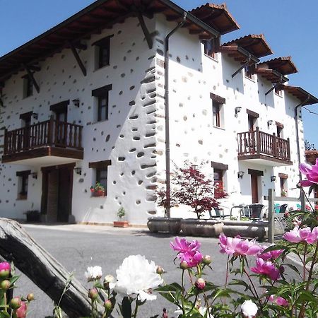 ホテル Casa Rural Madariaga Artea エクステリア 写真