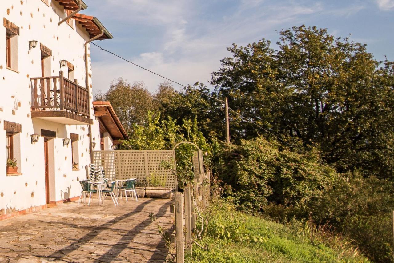 ホテル Casa Rural Madariaga Artea エクステリア 写真